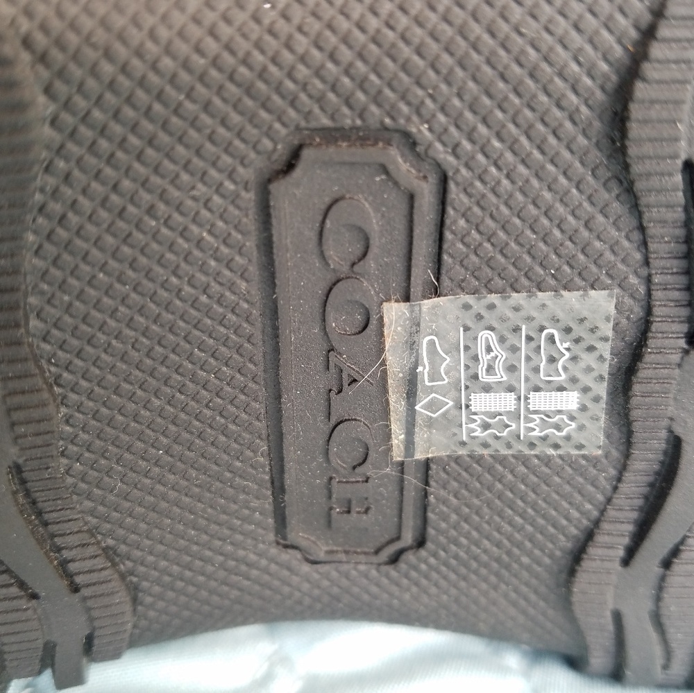 New! Extra warm Coach Snow Boots, size 6.5M - Picture 2 of 7